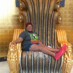 Meet your Posher, Lisa